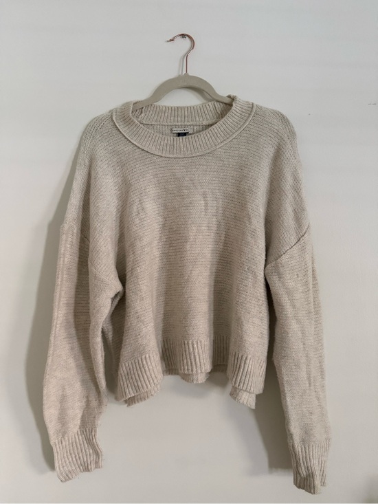 American Eagle Outfitters Sweaters - American Eagle Outfitters Cream Crewneck Sweater
